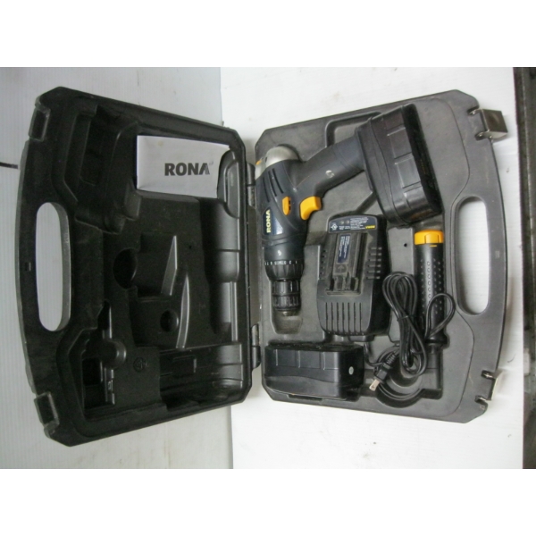 RONA CORDLESS DRILL W/2 BATTERIES & CHARGER