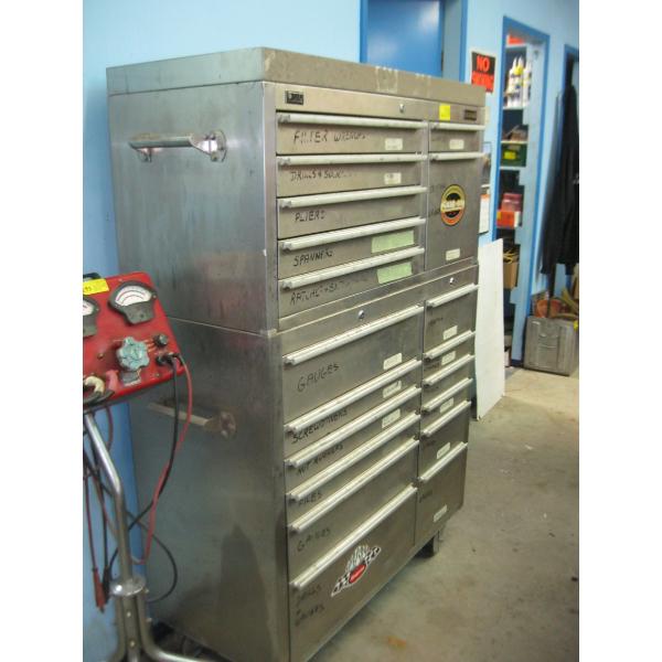 NEW STEEL STAINLESS STEEL ROLLING TOOL CHEST W/TOP BOX