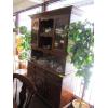Image 9 : MATCHING SIDEBOARD CABINET