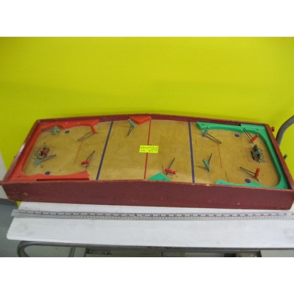 ANTIQUE HOCKEY GAME
