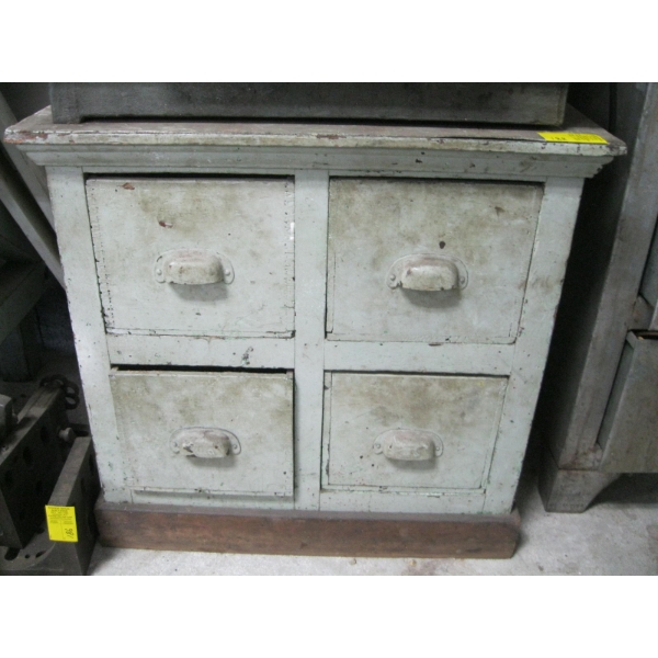 4 DRAWER CABINET W/CONTENTS: MILL DRILLS, CUTTING TORCH TIPS, SAW BLADES, BIT HOLDERS