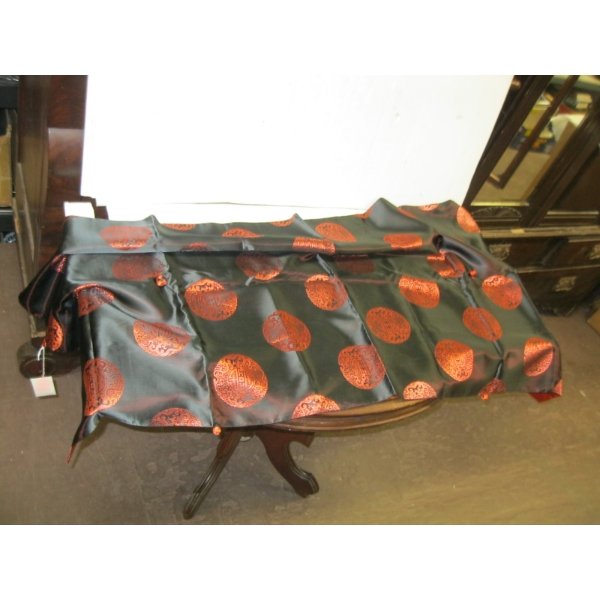 CHINESE SILK CLOTH W/BUTTONS