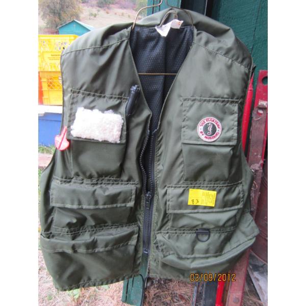 MUSTANG INFLATABLE FISHING VEST - SZ XL