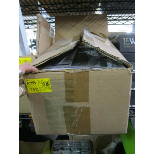 BOX OF SZ 3X LIQUID SPLASH COVERALLS