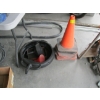 Image 2 : 6 SAFETY CONES