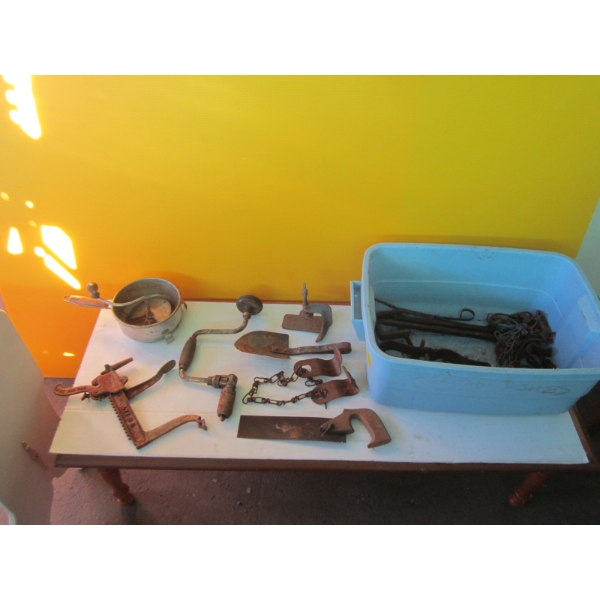 CONTAINER OF VINTAGE TOOLS, ETC.