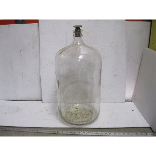 GLASS 5 GALLON CARBOY