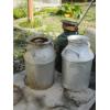 Image 1 : 3 CREAM CANS