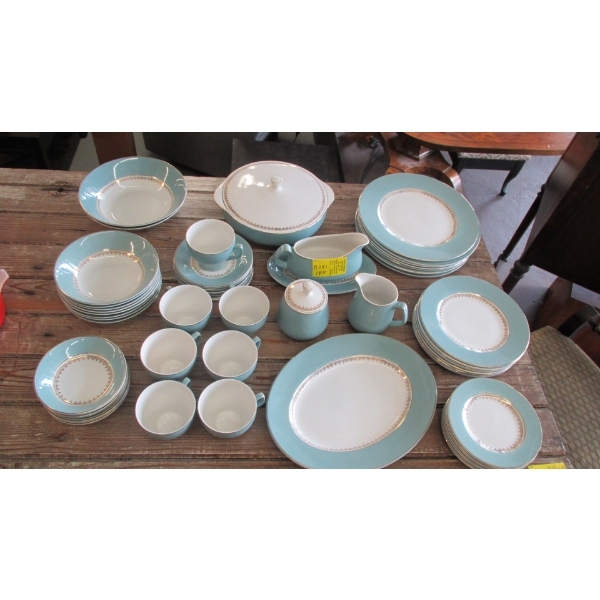 SET OF ENGLISH WOOD & SONS ALPINE WARE - 8 PIECE PLACE SETTING - NOT COMPLETE