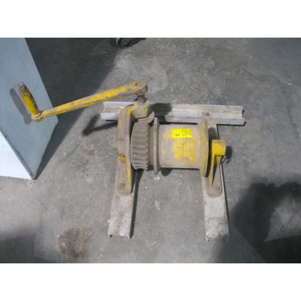 HAND WINCH