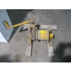 Image 1 : HAND WINCH