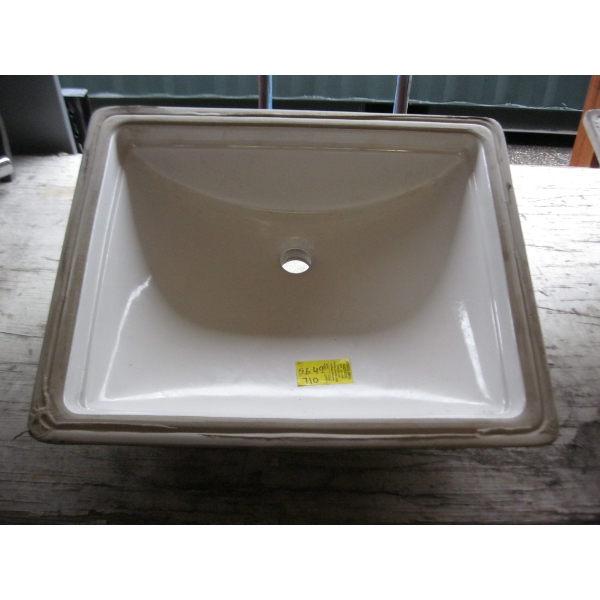 UNDER COUNTER MOUNTED SINK
