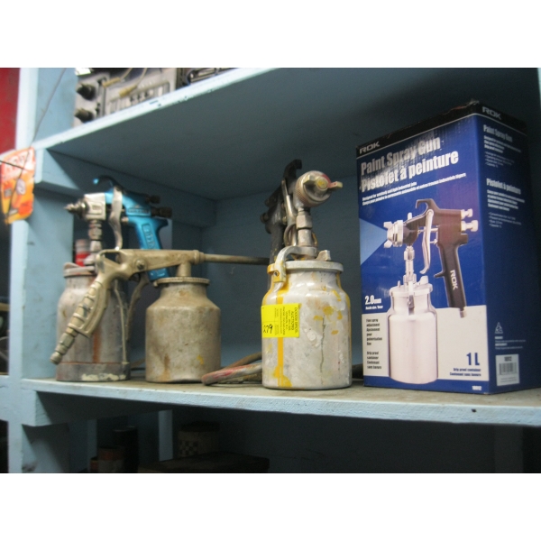 2 AIR PAINT SPRAYERS