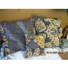 Image 1 : 3 PILLOWS