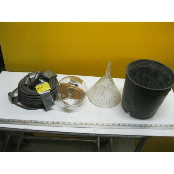 ROLL OF WIRE & A CONTAINER W/GLASS BEAKER, ETC.