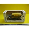 Image 1 : 1930s PANEL TRUCK BANK
