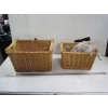 Image 4 : 2 WICKER BASKETS & SOME DÉCOR