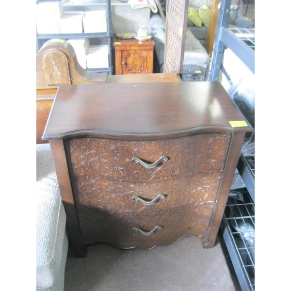 3 DRAWER MODERN CHEST OF DRAWERS