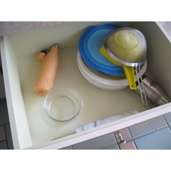DRAWER W/MISC. ROLLING PIN, WATER BOTTLES, PLATES, ETC.