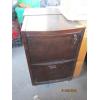 Image 1 : ROLLING 2 DRAWER WOOD FILING CABINET W/KEY