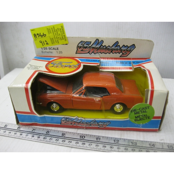 1965 MUSTANG DIECAST CAR