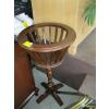 Image 1 : FERN STAND