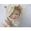 Image 2 : 1 PORCELAIN DOLLS