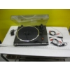 Image 1 : TECHNICS TURNTABLE