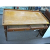 Image 2 : ANTIQUE 2 DRAWER DESK