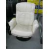 Image 1 : LEATHER WHITE SWIVEL CHAIR