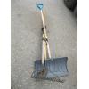 Image 1 : BUNDLE OF GARDEN TOOLS