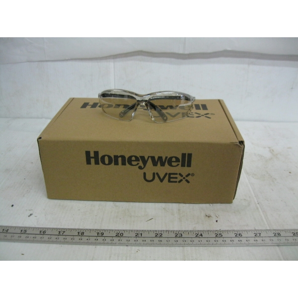 BOX OF 10 SAFETY GLASSES