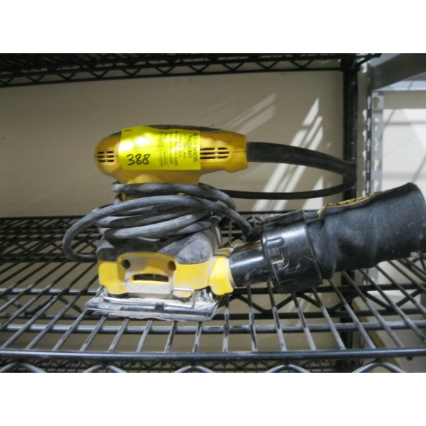DEWALT PALM SANDER