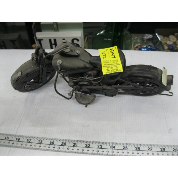 DIECAST VINTAGE MOTORCYCLE