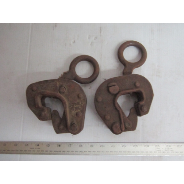 2 METAL STEEL PLATE LIFTERS