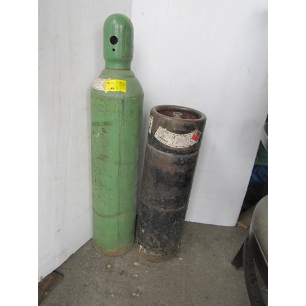 2 OXYGEN TANKS