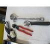 Image 2 : MISC. FLASK, TOOLS, ETC.