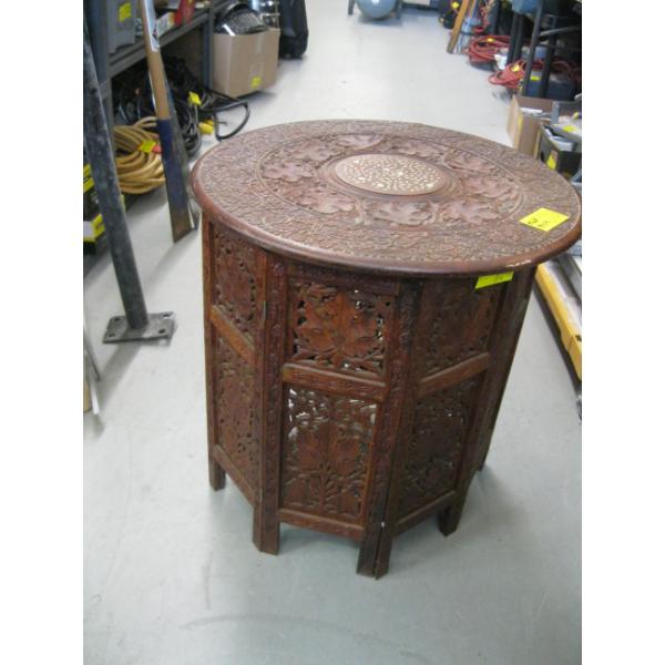 CARVED &  INLAID ROUND TOP FOLDING BASE TABLE
