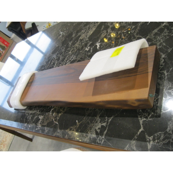 WOODEN WALL MOUNT SHELF UNIT, APPROX. 39.5"