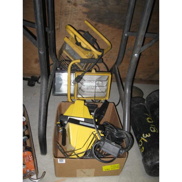 5 HALOGEN FLOODLAMPS