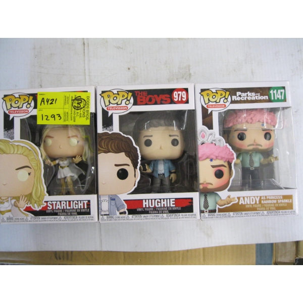 3 POP BOBBLE HEADS