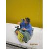 Image 2 : ROYAL DOULTON FIGURINE "TUPPENCE A BAG"