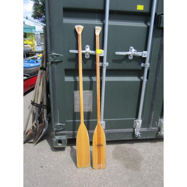 2 PADDLES