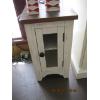 Image 4 : 2 SINGLE DOOR END TABLES