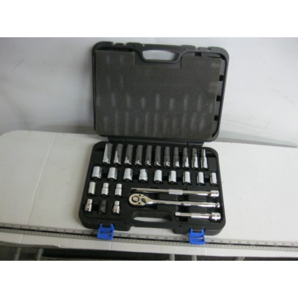 POWERFIST SOCKET SET IN CASE