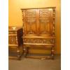 Image 1 : MATCHING CARVED ANTIQUE SINGLE DRAWER, 2 DOOR CHINA CABINET
