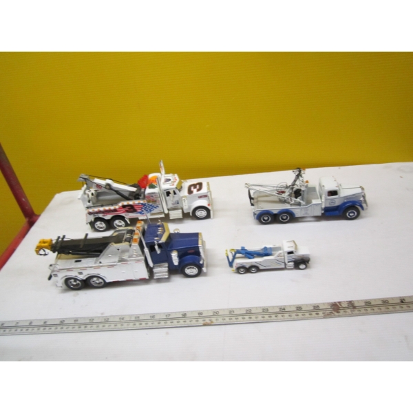 4 DIECAST TOW TRUCKS