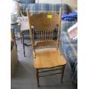 Image 4 : ROUND SOLID OAK DINING TABLE W/2 PRESS BACK CHAIRS & A LEAF