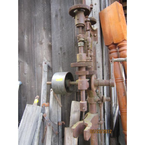 HEAVY DUTY WALL MOUNT CANADY DRILL PRESS