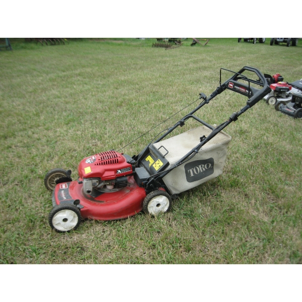 TORO 6.5HP REAR BAGGER SELF-PROPELLED LAWNMOWER